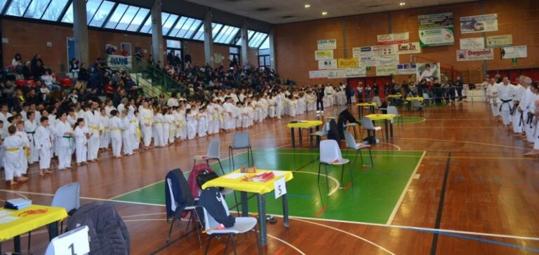KARATE FIKTA: Oltre 600 karateka a Castenaso per ricordare Nicolhas