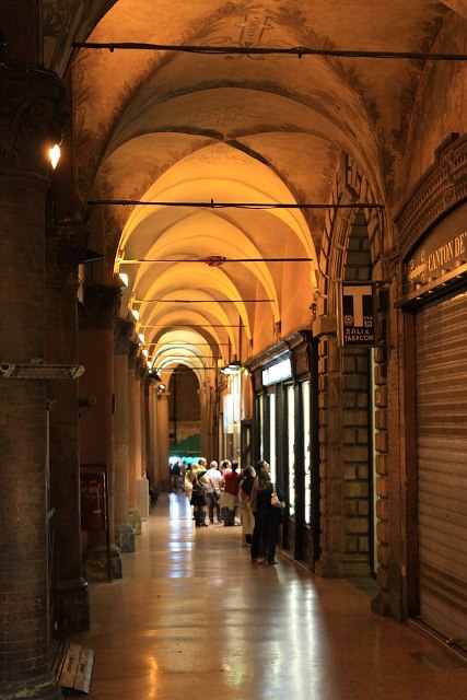 Girando per Bologna