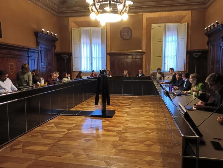 CITTA’ METROPOLITANA: Contrasto alla povertà alimentare: modelli di governance, attori e pratiche a confronto